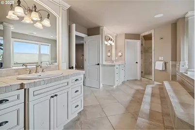 4906 NW Highpoint Dr, Camas, WA 98607 - Photo 16