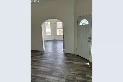 1914 SE Court Ave, Pendleton, OR 97801 - Photo 4