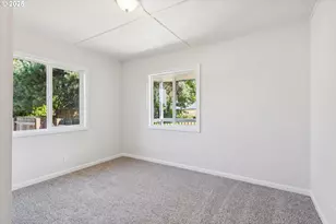 15109 SE Oatfield Rd, Milwaukie, OR 97267 - Photo 18