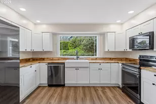 790 Oregon Ave, North Bend, OR 97459 - Photo 18