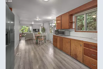 7333 SW Pine St, Portland, OR 97223 - Photo 12