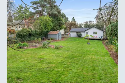 7333 SW Pine St, Portland, OR 97223 - Photo 2