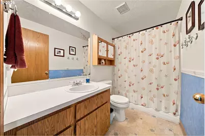 20595 SE Borges Rd, Damascus, OR 97089 - Photo 16
