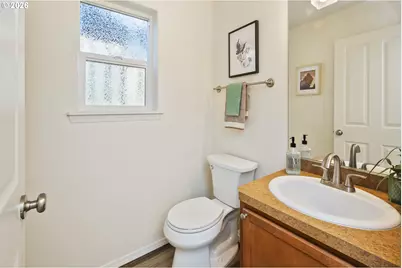 38802 Cascadia Village Dr, Sandy, OR 97055 - Photo 10