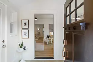 2927 SE Morrison St, Portland, OR 97214 - Photo 2