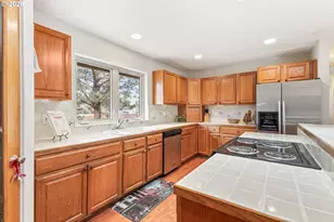 61082 Ferguson Ct, Bend, OR 97702 - Photo 10