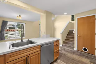 18267 SW Longacre St, Beaverton, OR 97003 - Photo 8
