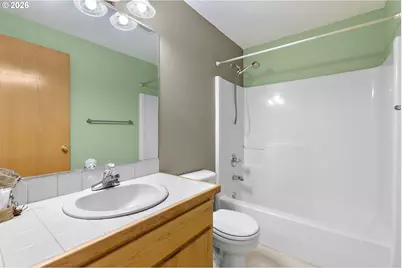 18267 SW Longacre St, Beaverton, OR 97003 - Photo 24