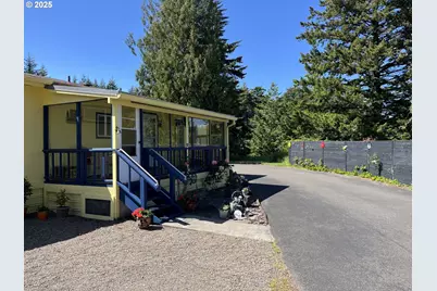 83763 Highway 101 #10, Florence, OR 97439 - Photo 4