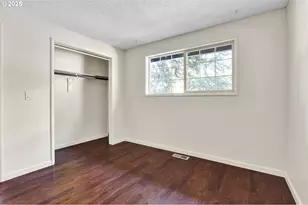 1210 E 38th Ave, Eugene, OR 97405 - Photo 14