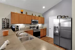 4214 Heins Ct, Eugene, OR 97402 - Photo 16