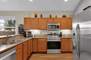 4214 Heins Ct, Eugene, OR 97402 - Photo 10