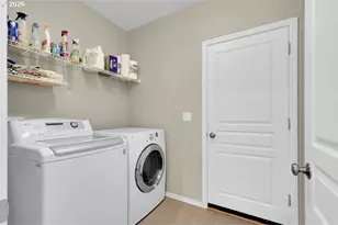 4214 Heins Ct, Eugene, OR 97402 - Photo 38