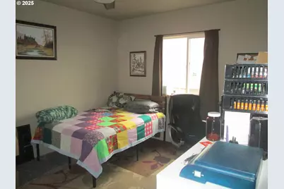 404 N Pendleton Ave, Ukiah, OR 97880 - Photo 12