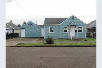 370 W B St, Lebanon, OR 97355 - Photo 1