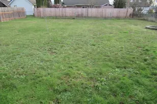 370 W B St, Lebanon, OR 97355 - Photo 18