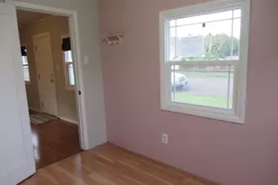 370 W B St, Lebanon, OR 97355 - Photo 12