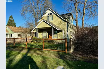 822 S 8th St, Cottage Grove, OR 97424 - Photo 2