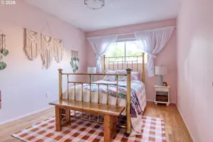 6843 N Swift St, Portland, OR 97203 - Photo 16
