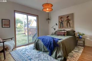 6843 N Swift St, Portland, OR 97203 - Photo 10