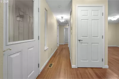 5425 SW Cameron Rd, Portland, OR 97221 - Photo 4