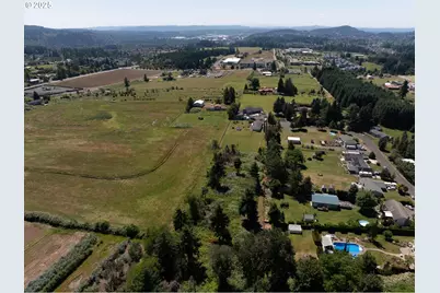 Se Armstrong Cir, Happy Valley, OR 97089 - Photo 8