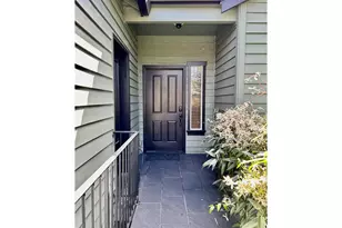 11450 SW Capitol Hwy, Portland, OR 97219 - Photo 2