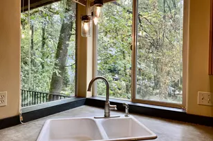 11450 SW Capitol Hwy, Portland, OR 97219 - Photo 32