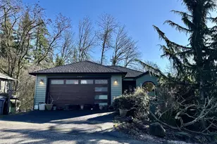 11450 SW Capitol Hwy, Portland, OR 97219 - Photo 1