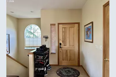 11450 SW Capitol Hwy, Portland, OR 97219 - Photo 4