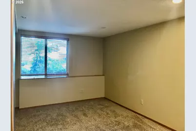 11450 SW Capitol Hwy, Portland, OR 97219 - Photo 24