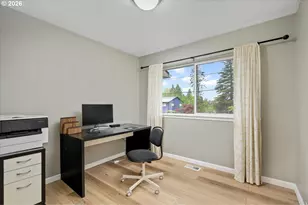 2800 Rainier Pl, West Linn, OR 97068 - Photo 16
