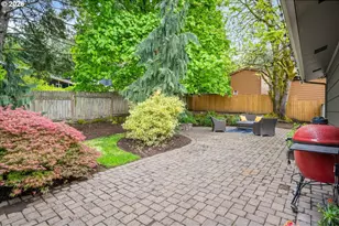 2800 Rainier Pl, West Linn, OR 97068 - Photo 24