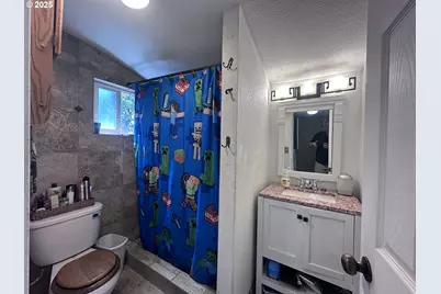 297 S 6th St, Saint Helens, OR 97051 - Photo 6