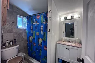 297 S 6th St, Saint Helens, OR 97051 - Photo 6