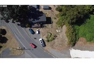 297 S 6th St, Saint Helens, OR 97051 - Photo 8