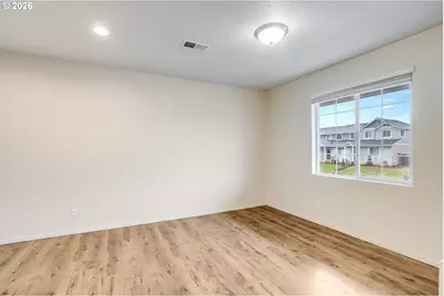 2240 SE 16th St, Gresham, OR 97080 - Photo 12