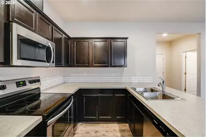 2240 SE 16th St, Gresham, OR 97080 - Photo 6