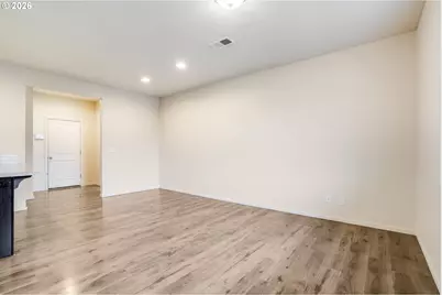 2240 SE 16th St, Gresham, OR 97080 - Photo 10