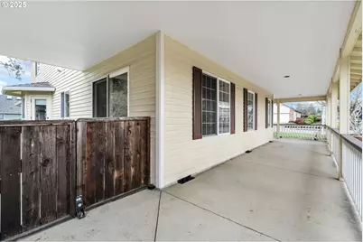 2795 NE Lorie Dr, Hillsboro, OR 97124 - Photo 42