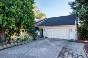 11896 SE Kehrli Dr, Milwaukie, OR 97222 - Photo 1