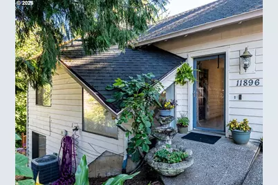 11896 SE Kehrli Dr, Milwaukie, OR 97222 - Photo 2