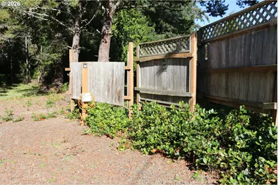 1205 303rd St, Ocean Park, WA 98640 - Photo 8
