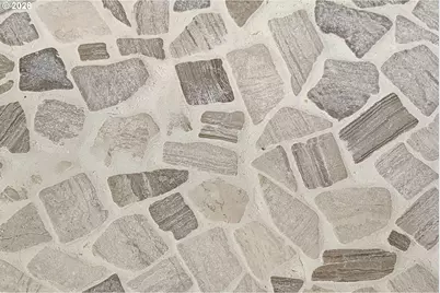 14915 SE Woodward St, Portland, OR 97236 - Photo 40