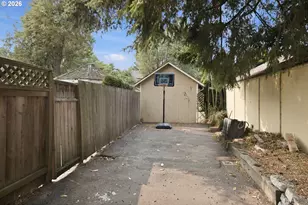 946 SE Nehalem St, Portland, OR 97202 - Photo 32