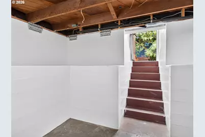 245 W Berkeley St, Gladstone, OR 97027 - Photo 34