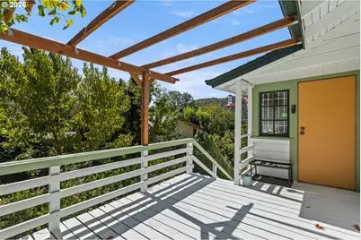 837 SE Blakeley Ave, Roseburg, OR 97470 - Photo 46