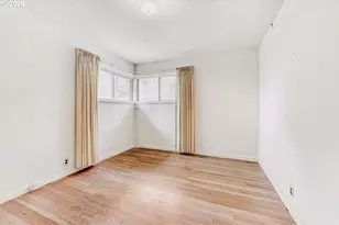 2415 SW Boundary St, Portland, OR 97239 - Photo 12