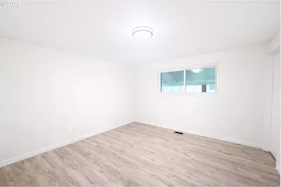 2617 N Argyle St, Portland, OR 97217 - Photo 12