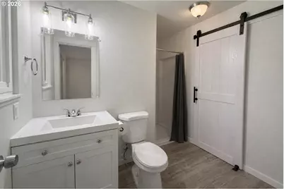 2617 N Argyle St, Portland, OR 97217 - Photo 10